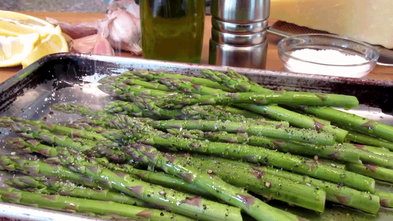 Grilled Asparagus with Parmesan and Garlic
