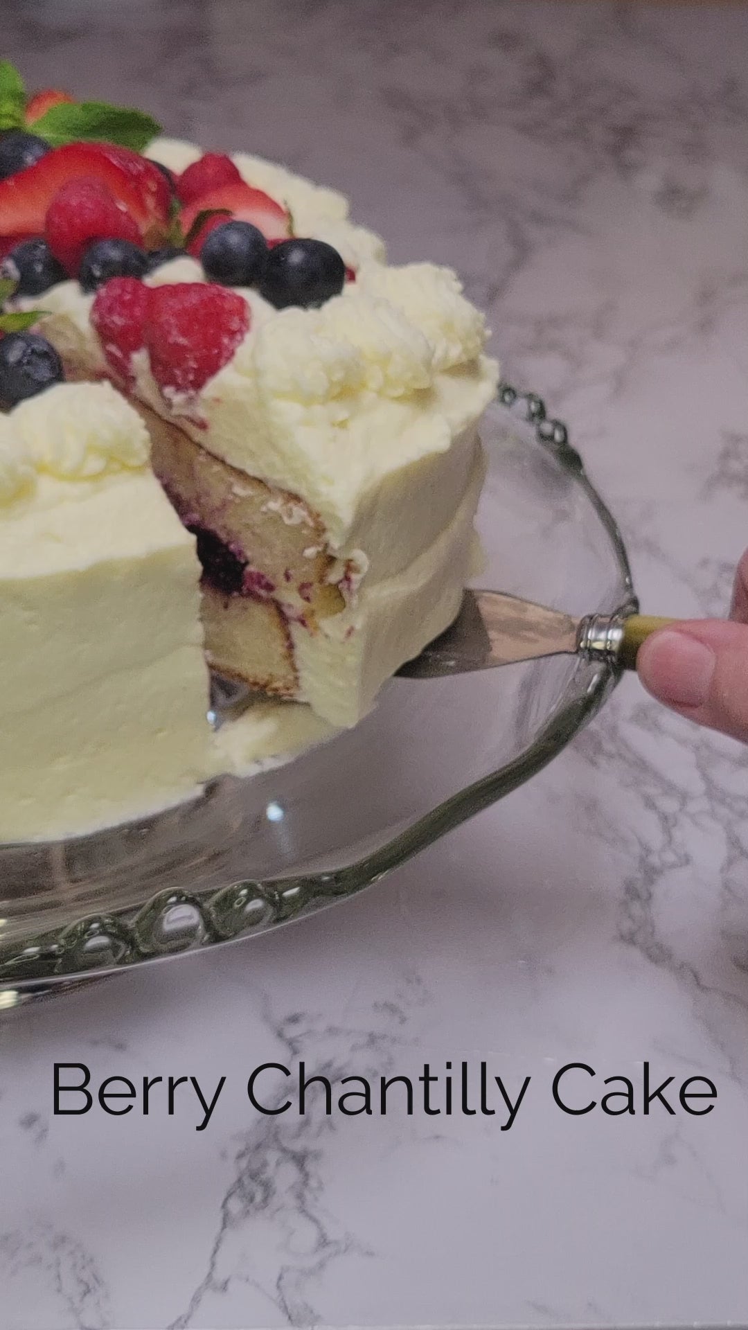 Berry Chantilly Cake