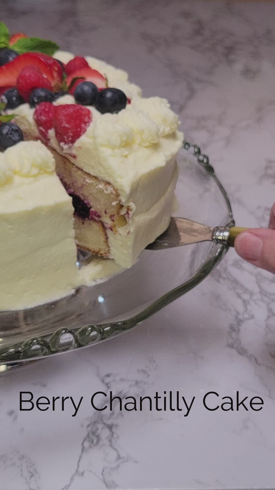 Berry Chantilly Cake