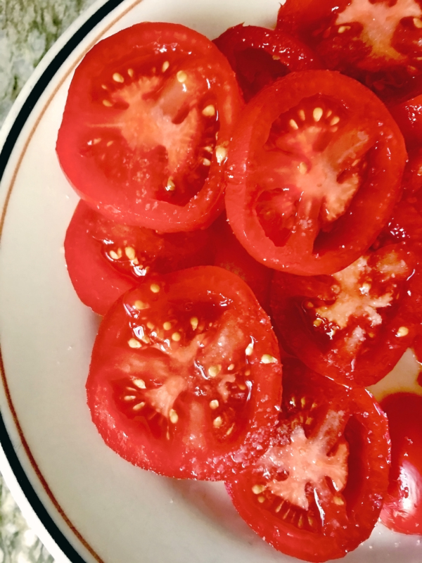 TomatoSlicesPlate01CB19 fmPRO scaled 1